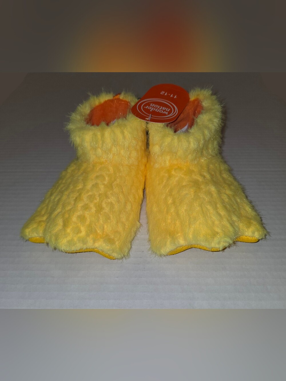 wonder nation Yellow Fuzzy Duck Foot Kids Slippers Sz 11-12